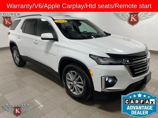 Summit White 2023 Chevrolet Traverse LT Cloth