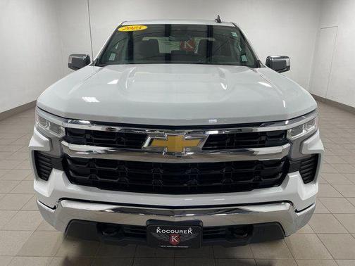 Summit White 2025 Chevrolet Silverado 1500 LT