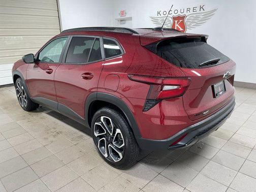Crimson Metallic 2025 Chevrolet Trax 2RS