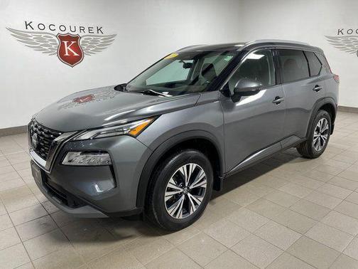 Champagne Silver 2021 Nissan Rogue SV