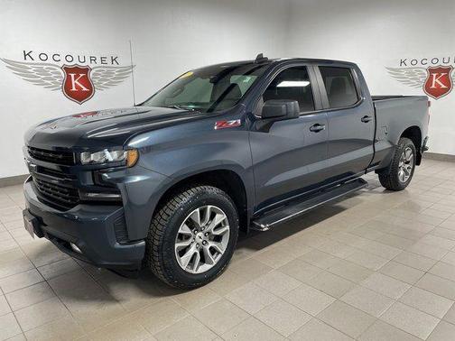 Shadow Gray Metallic 2021 Chevrolet Silverado 1500 RST