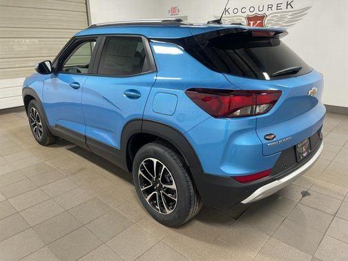 Marina Blue 2026 Chevrolet Trailblazer LT