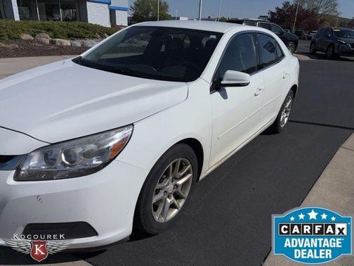Summit White 2014 Chevrolet Malibu 1LT