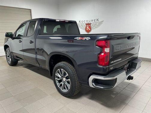 Dark Ash Metallic 2022 Chevrolet Silverado 1500 LT