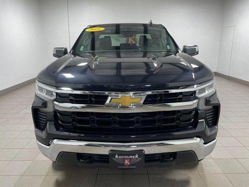 Dark Ash Metallic 2022 Chevrolet Silverado 1500 LT