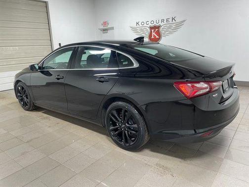 Mosaic Black Metallic 2024 Chevrolet Malibu LT