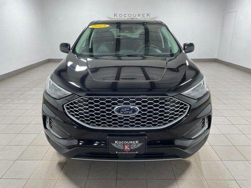Chili Red Metallic 2018 Buick Envision Preferred