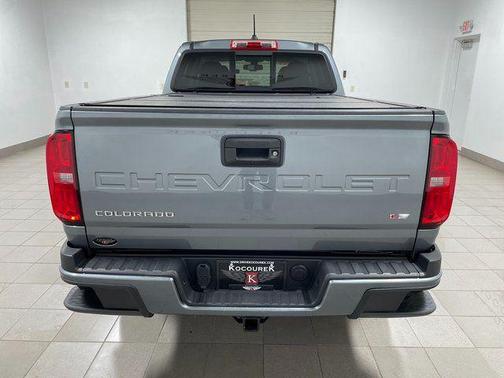 Satin Steel Metallic 2022 Chevrolet Colorado LT
