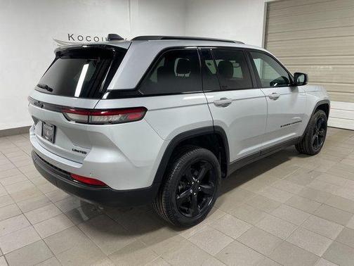Silver Zynith 2024 Jeep Grand Cherokee Limited
