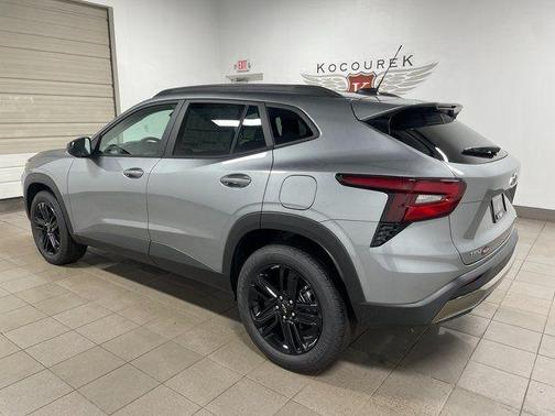 Sterling Gray Metallic 2026 Chevrolet Trax ACTIV