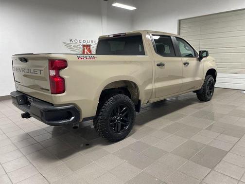 2023 Chevrolet Silverado 1500 Custom Trail Boss
