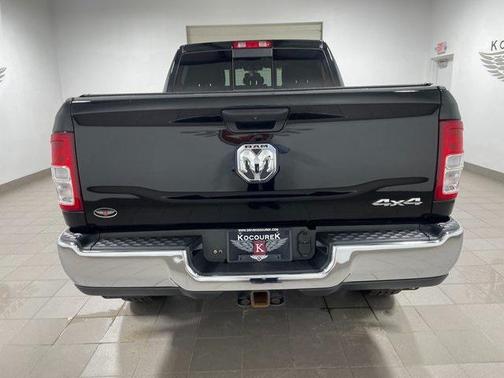 2021 RAM 2500 Tradesman Crew Cab 4x4 6'4' Box