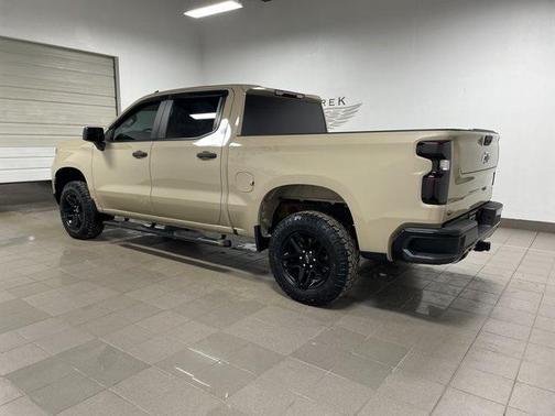 2022 Chevrolet Silverado 1500 Custom Trail Boss