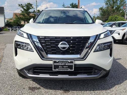 2022 Nissan Rogue SL