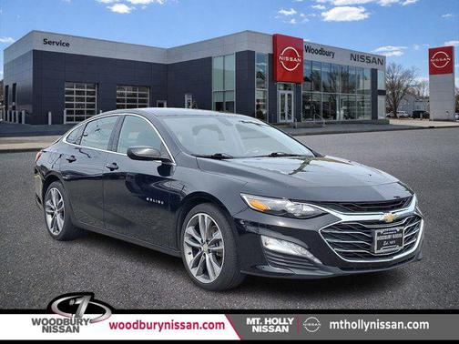 2022 Chevrolet Malibu FWD LT