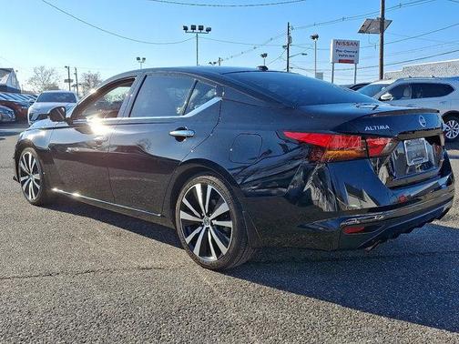 2020 Nissan Altima Platinum VC-Turbo FWD