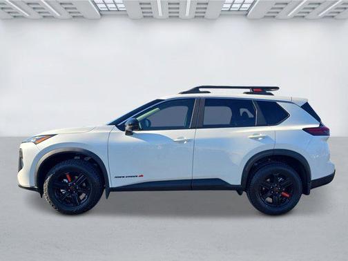 Everest White Pearl Tricoat 2026 Nissan Rogue Rock Creek