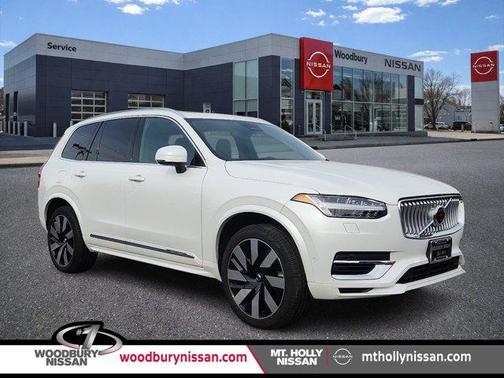 2023 Volvo XC90 Recharge Plug-In Hybrid T8 Ultimate Bright Theme 7-Seater