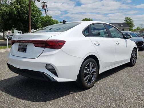 2022 Kia Forte LXS