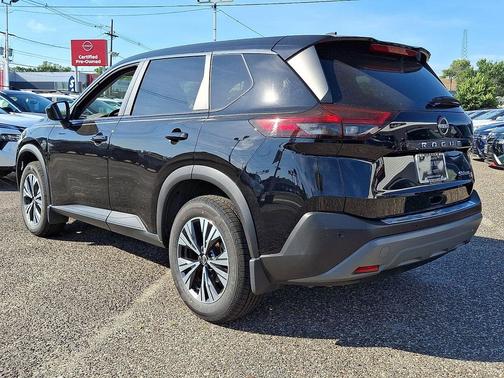 Super Black 2023 Nissan Rogue SV