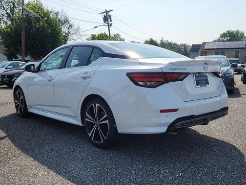 2022 Nissan Sentra SR