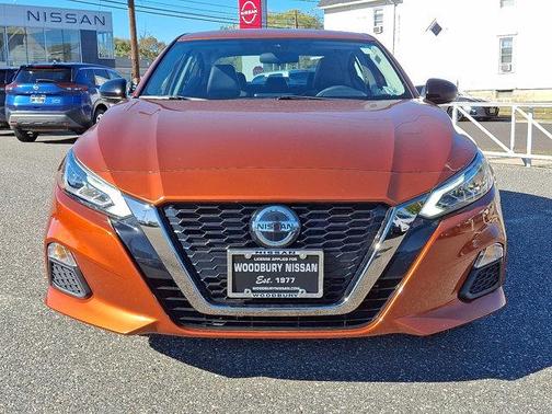 2021 Nissan Altima SR FWD