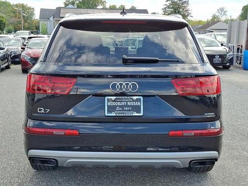 2019 Audi Q7 45 Premium
