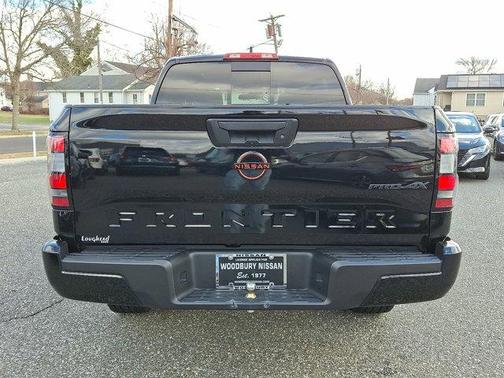 2024 Nissan Frontier PRO-4X