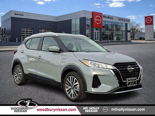 2023 Nissan Kicks SV