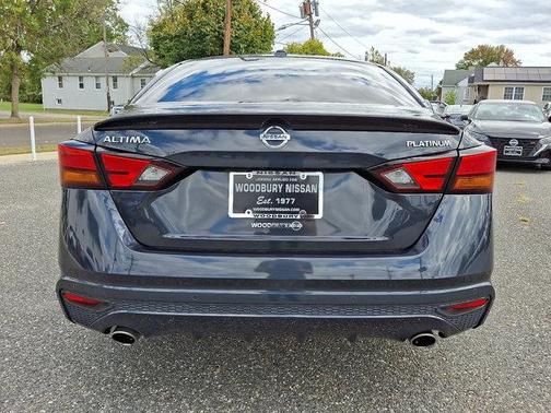 2020 Nissan Altima Platinum FWD