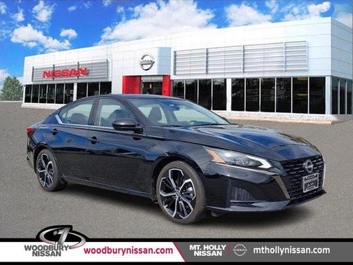 2024 Nissan Altima SR FWD