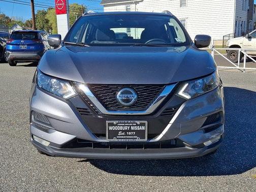 2022 Nissan Rogue Sport SV