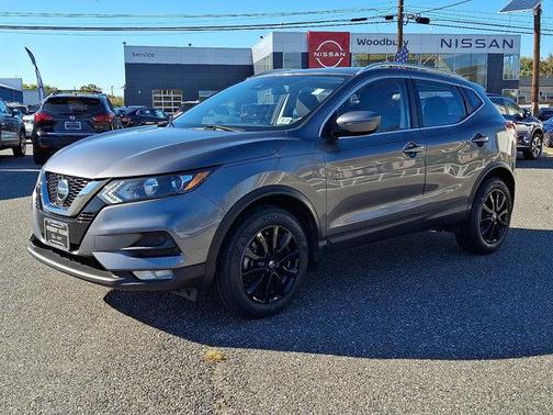 2022 Nissan Rogue Sport SV
