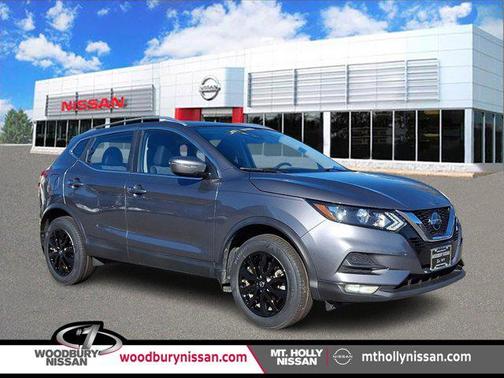 2022 Nissan Rogue Sport SV