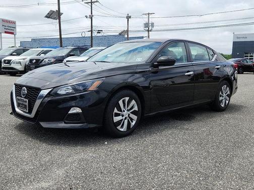 2022 Nissan Altima S FWD