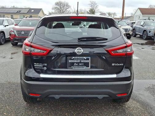 2021 Nissan Rogue Sport SV