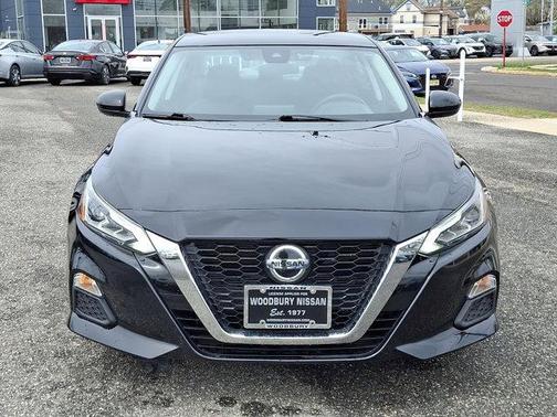 2022 Nissan Altima 2.5 SV