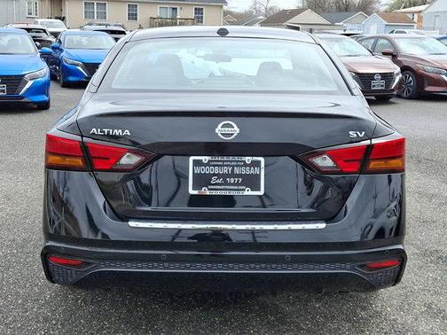 2022 Nissan Altima 2.5 SV