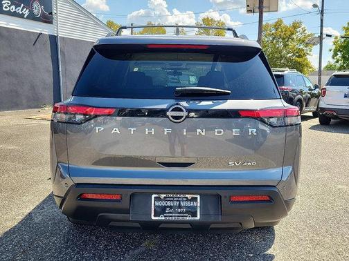 2022 Nissan Pathfinder SV 4WD