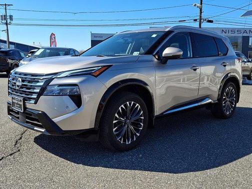 2024 Nissan Rogue Platinum