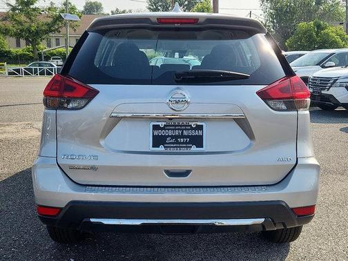 2020 Nissan Rogue S