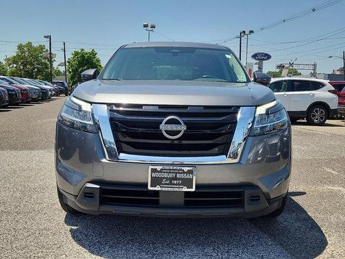 2022 Nissan Pathfinder SV 4WD