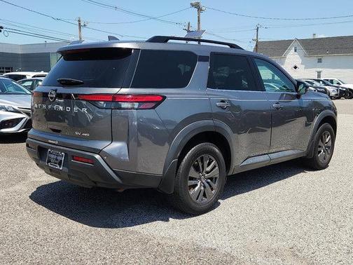 2022 Nissan Pathfinder SV 4WD