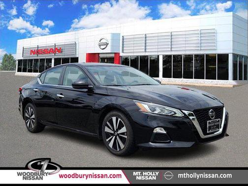 2022 Nissan Altima 2.5 SV