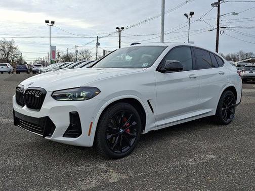 2023 BMW X4 M40i