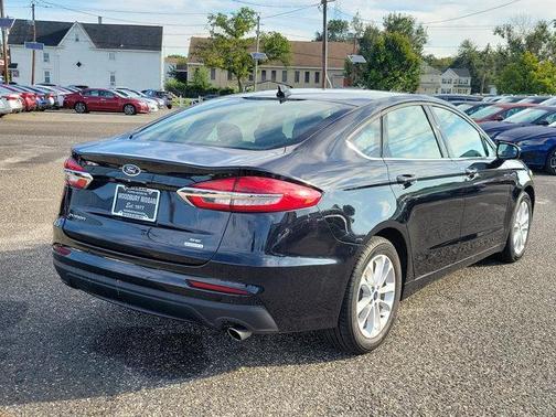 2020 Ford Fusion SE