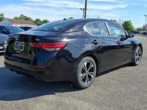 Super Black 2023 Nissan Sentra SV