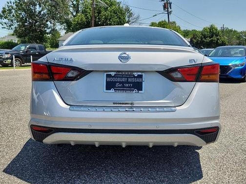 2022 Nissan Altima 2.5 SV