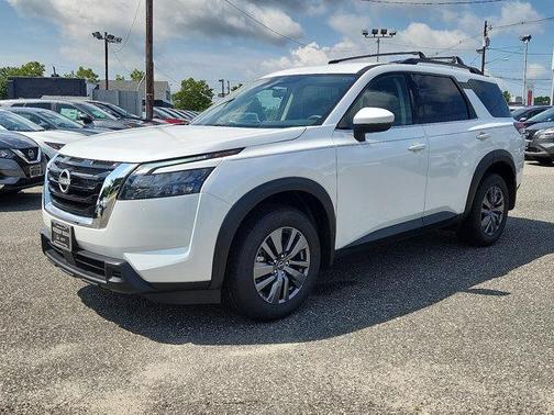 2025 Nissan Pathfinder SV 4WD