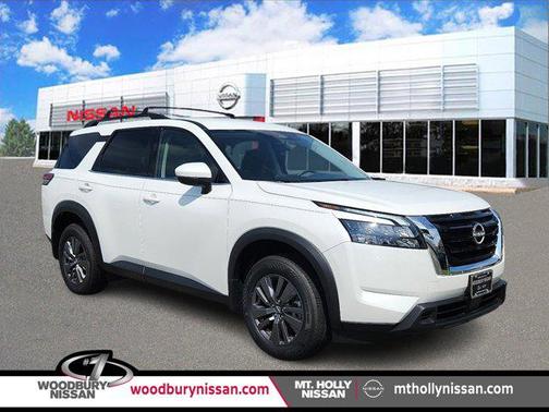 2025 Nissan Pathfinder SV 4WD